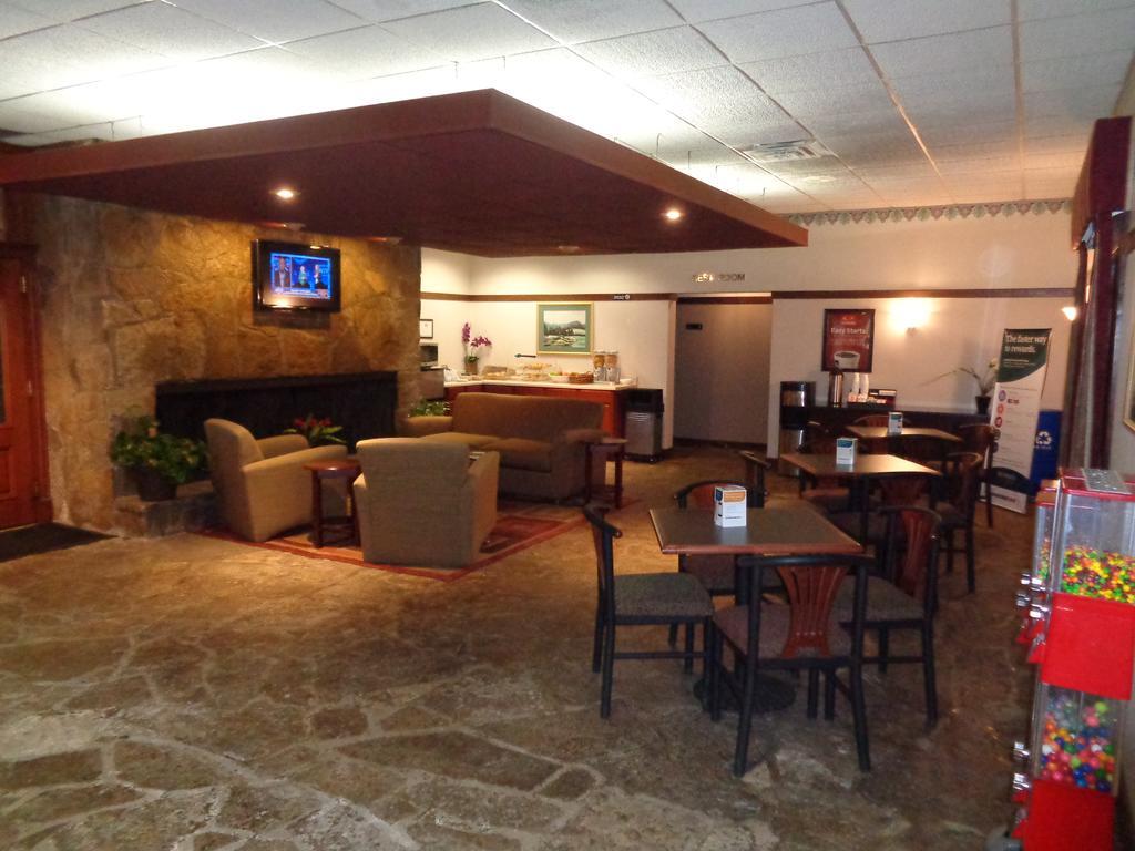 Econo Lodge Central Мідленд Екстер'єр фото