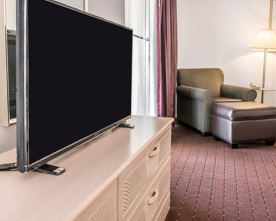 Econo Lodge Central Мідленд Екстер'єр фото